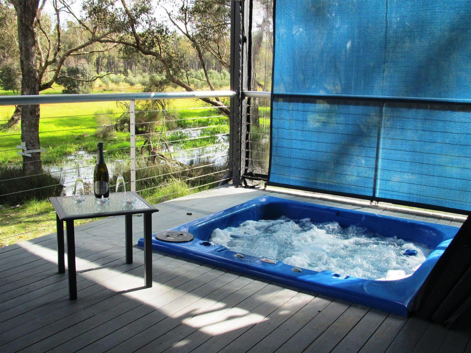 Villa Hidden Grove Retreat à Boyup Brook Extérieur photo